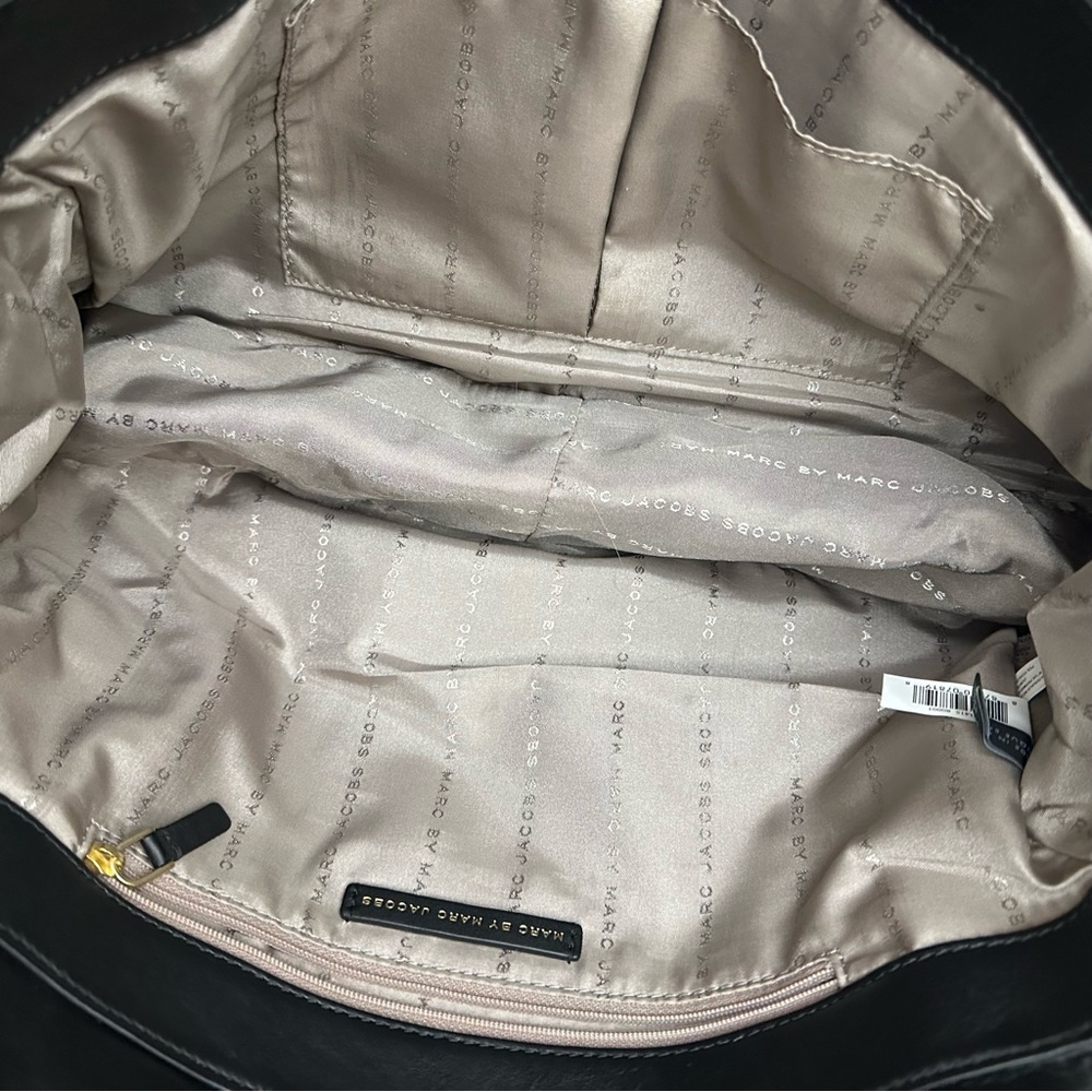 Marc By Marc Jacobs Tote Bag - Picture 6 of 16